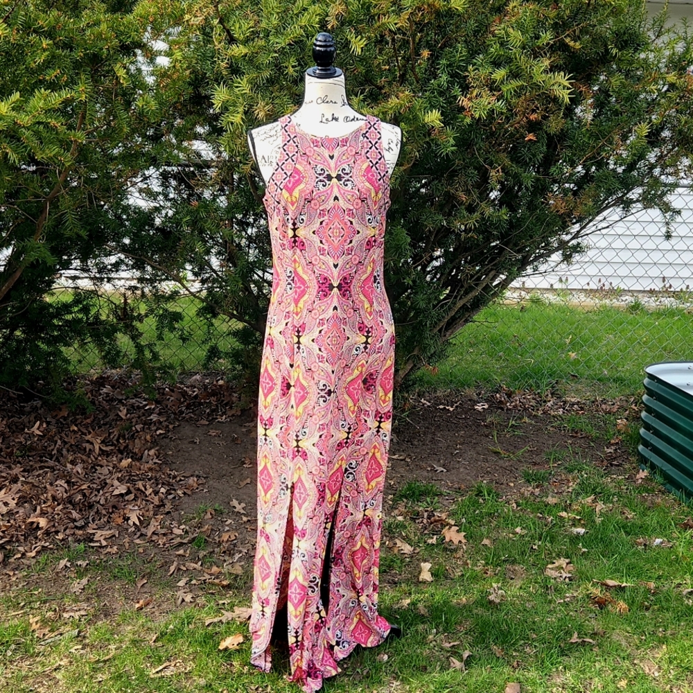 LONDON TIMES ▪︎ Women's Paisleyish Maxi Dress in Pink Tones. Size 10, Like New